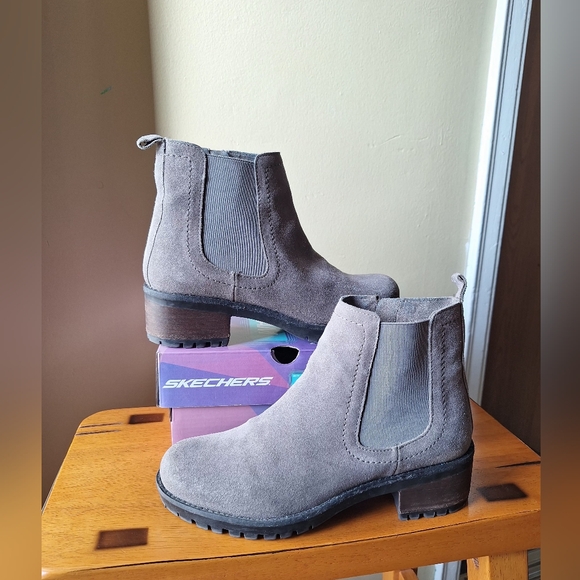 Skechers Shoes - SKECHERS Lugnut boot. Size 7.5M